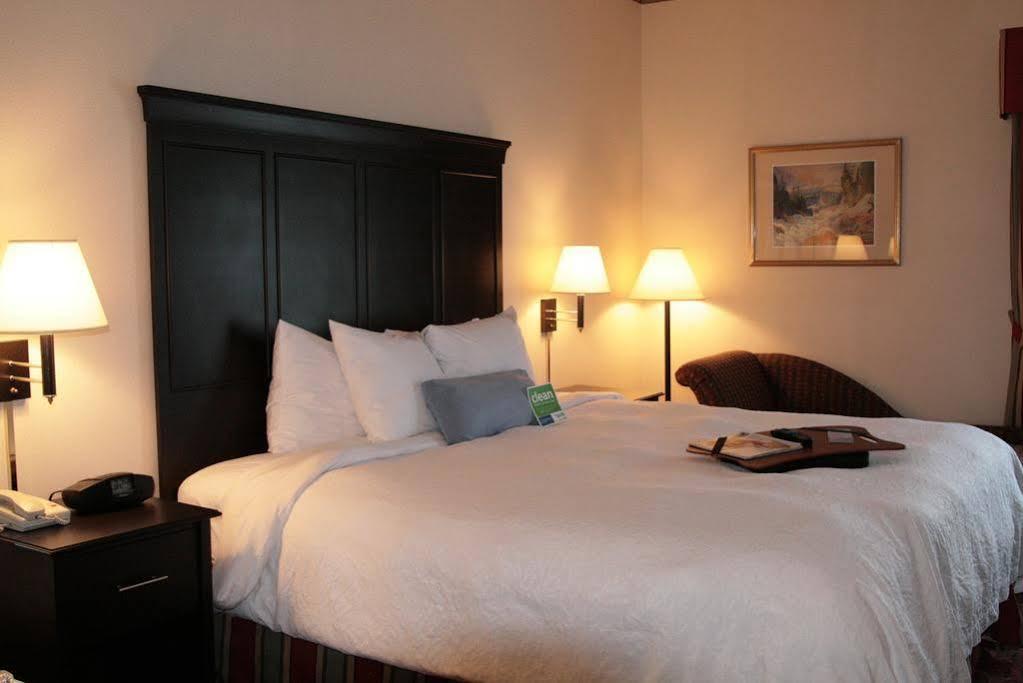 Country Inn & Suites By Radisson, Toronto Mississauga, On エクステリア 写真